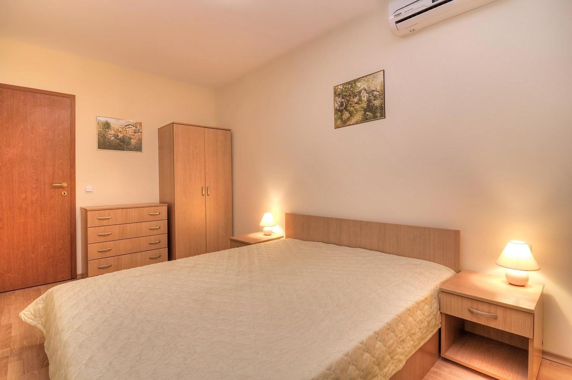Crown And Imperial Apartments Свети-Влас Экстерьер фото