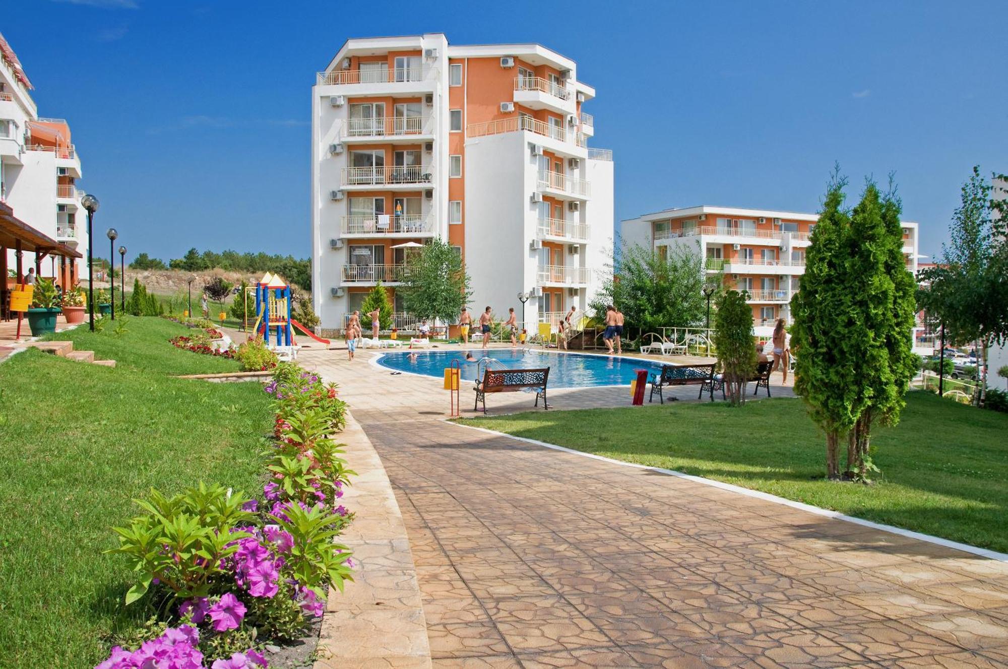 Crown And Imperial Apartments Свети-Влас Экстерьер фото